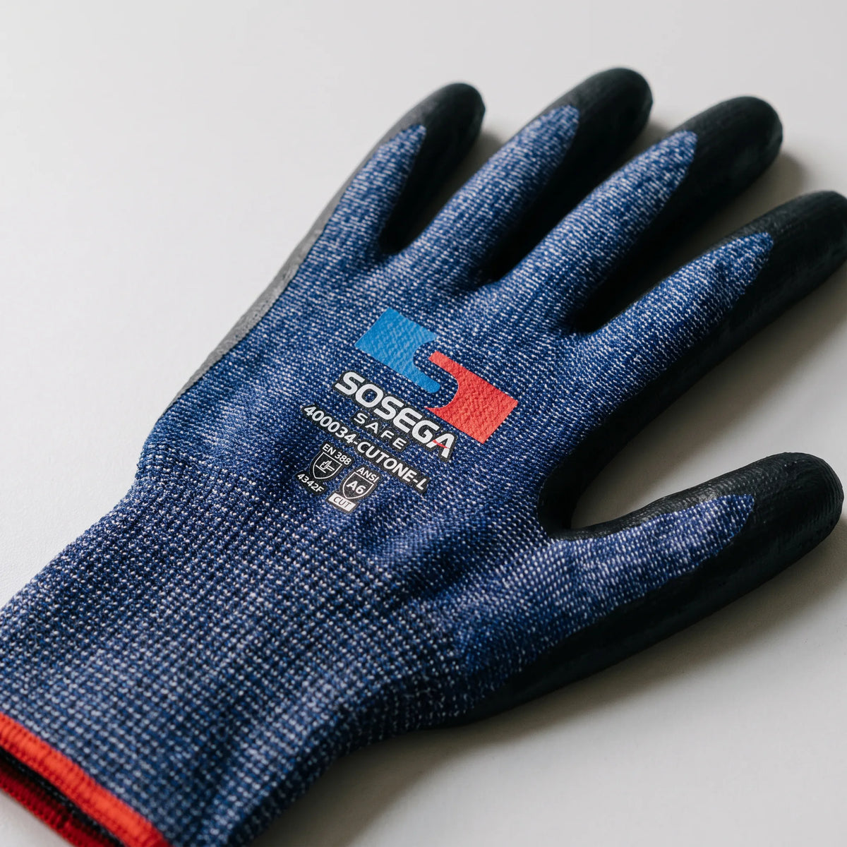 A6 Cut Resistant Nitrile Foam Coated Gloves, HPPE Shell